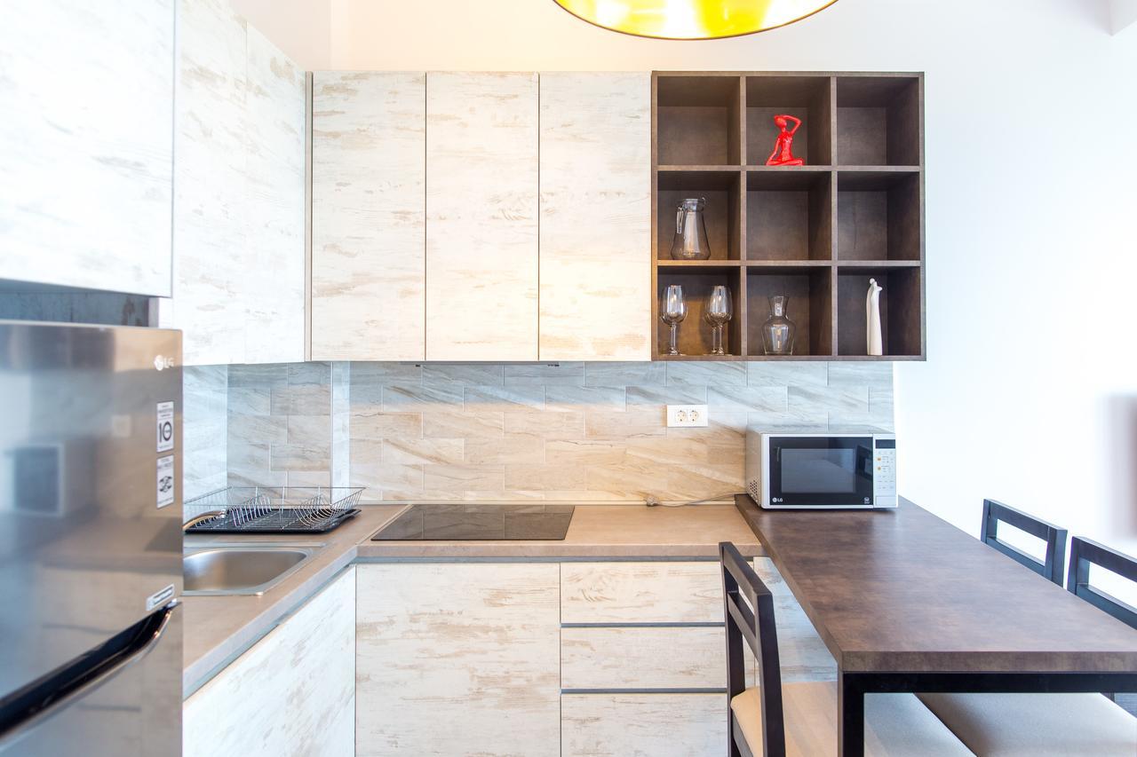Altezza Apartment *